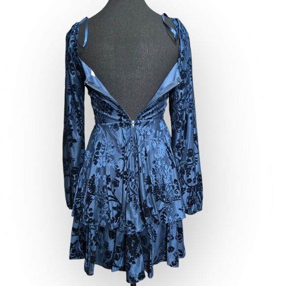 City Vibe Blue Burnout Velvet Mini Dress Sz 1 Long Sleeve Fit & Flare Boho Roman - Picture 5 of 8